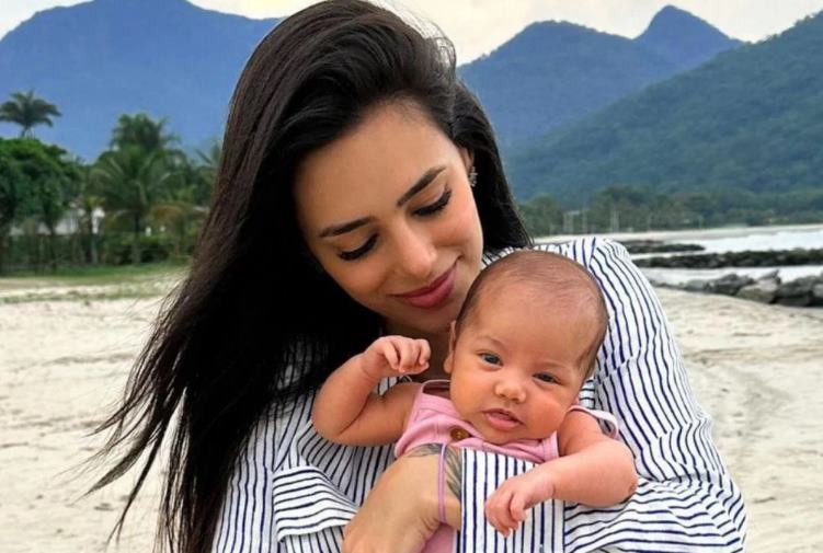 Bruna Biancardi Mostra A Pequena Mavie Engatinhando Apenas 3 Meses