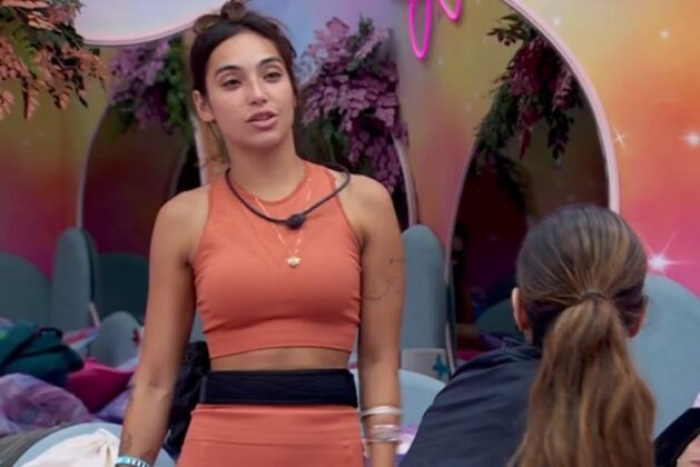 BBB24 Vanessa Lopes revela que quase apertou o botão de desistência