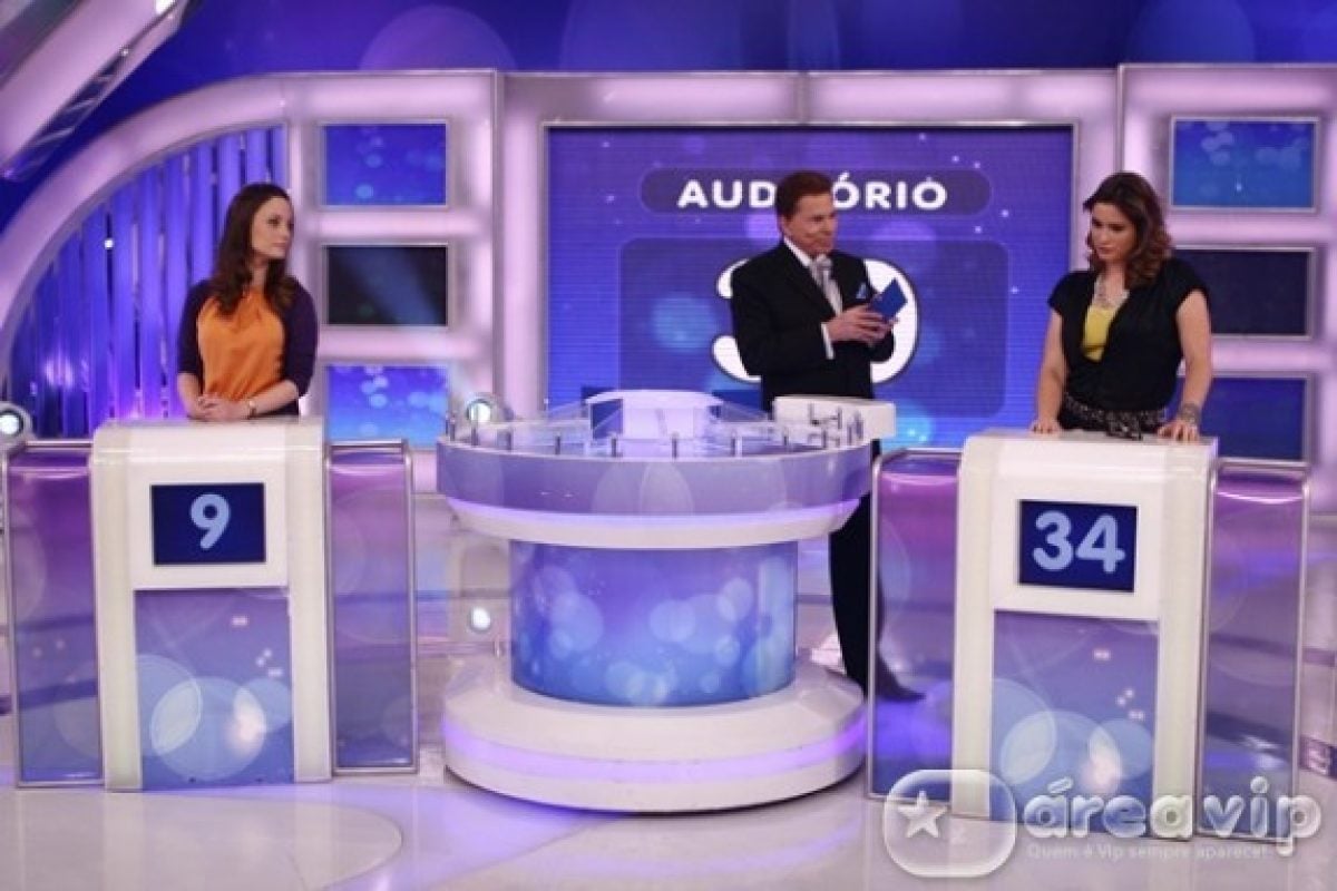 Programa Silvio Santos recebe Rosane Mulholland e Lívia Andrade - Área VIP