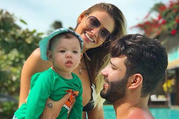 Andressa Suita e Gusttavo Lima com o filho/Instagram