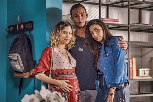 Malhação - Camila - Marcio - Perola (Globo/Paulo Belote)