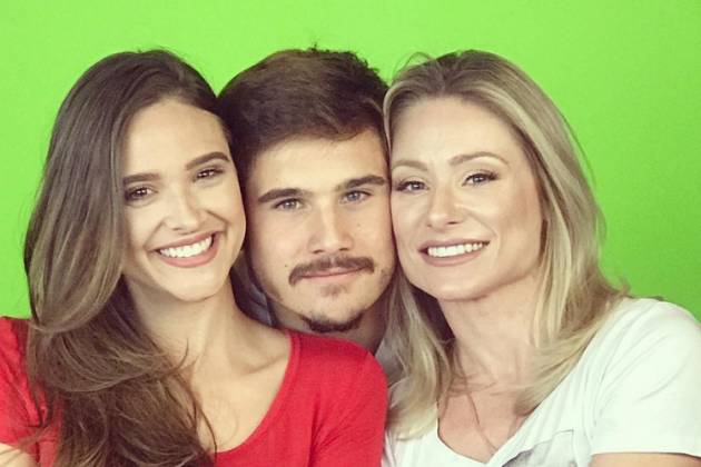 Giselle Prattes, Nicolas Prattes e Juliana Paiva/Reprodução Instagram