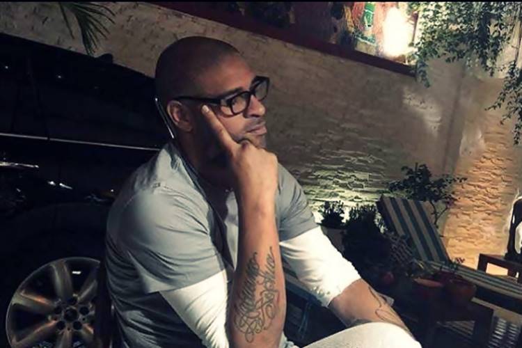 Após ir atrás da ex-noiva, Adriano Imperador leva fora - Foto: Reprodução/Instagram@adrianoimperador