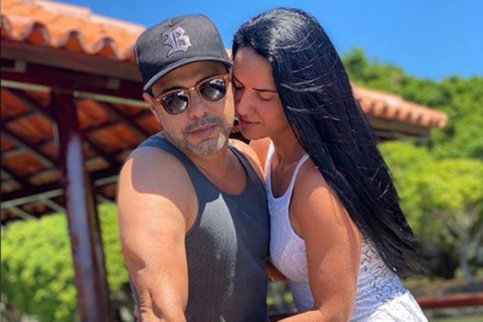 Sertanejo Zezé Di camargo e noiva Graciele Lacerda reprodução Instagram