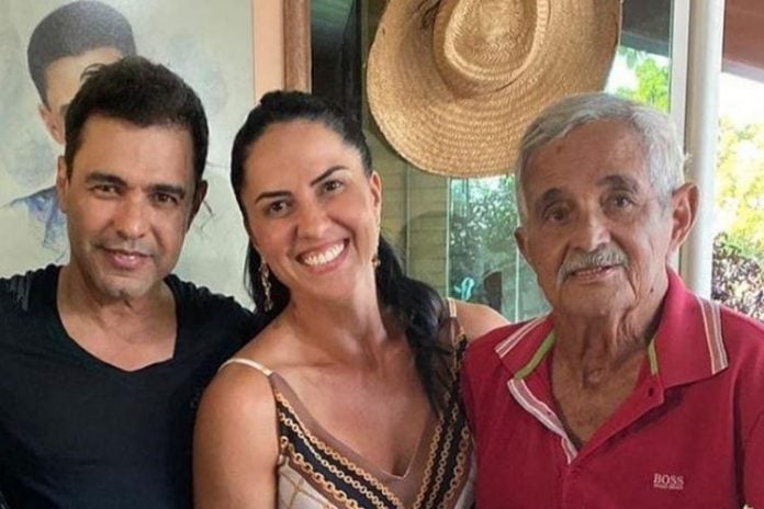 Zezé di Camargo, Graciele e Sr. Francisco - Reprodução: Instagram