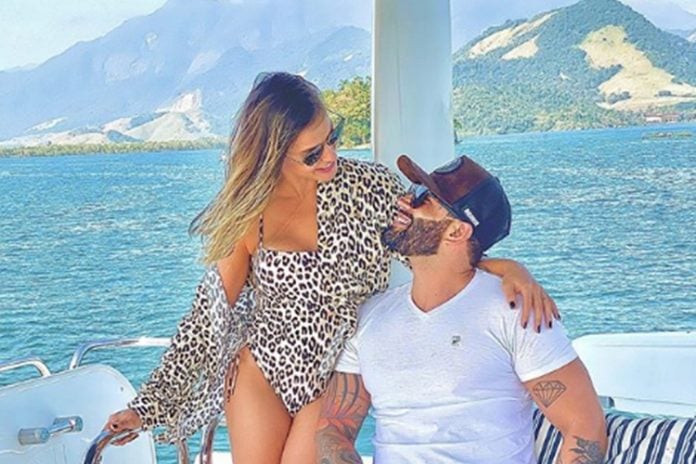 Andressa Suita e esposo sertanejo Gusttavo Lima foto Instagram