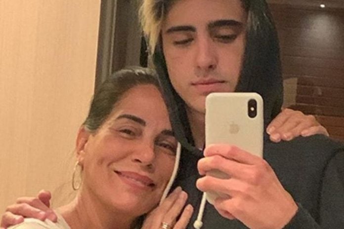 Glória Pires e filho Bento foto reprodução Instagram