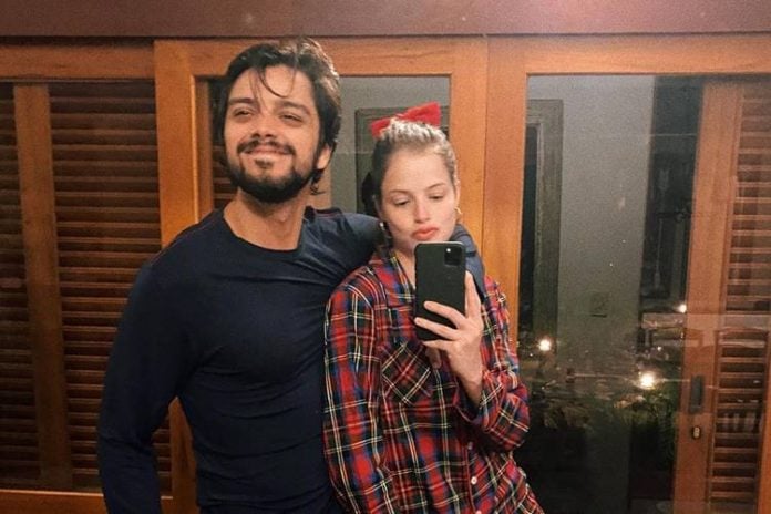 Agatha Moreira e Rodrigo Simas/ Instagram