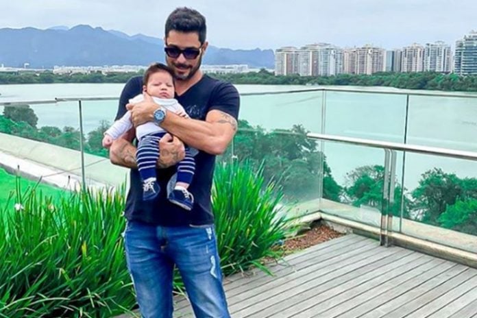 Diego Grossi e o filho Enrico foto reprodução Instagram