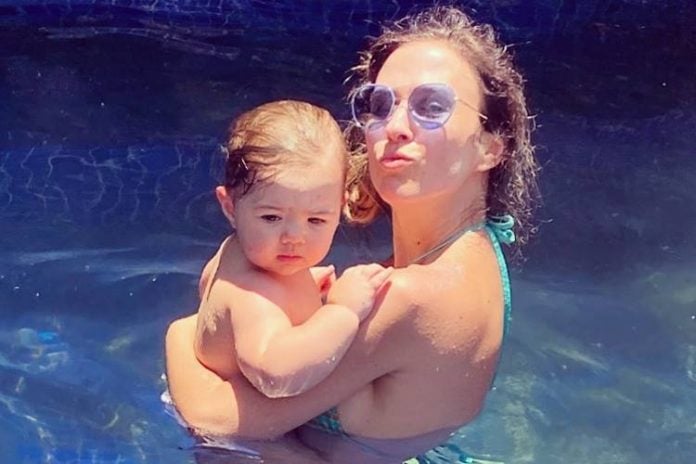 Tatá Werneck e sua filha/ Instagram