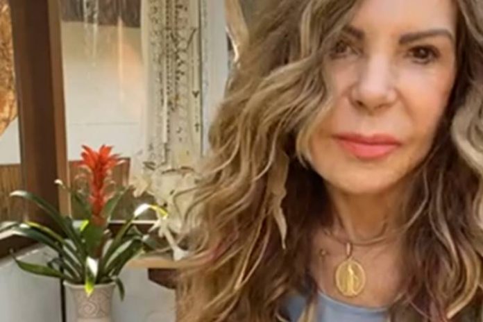 Após declaração polêmica sobre pandemia, Elba Ramalho pede desculpa aos cristãos: "Sinceras desculpas" - Foto: Reprodução/Instagram