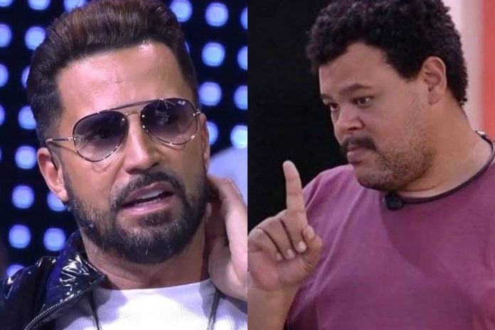 No programa ''Altas Horas'', Latino comete gafe ao elogiar Babu Santana: "É nosso Tim Maia brasileiro" - Foto: Reprodução/Rede Globo/ Montagem Área VIP