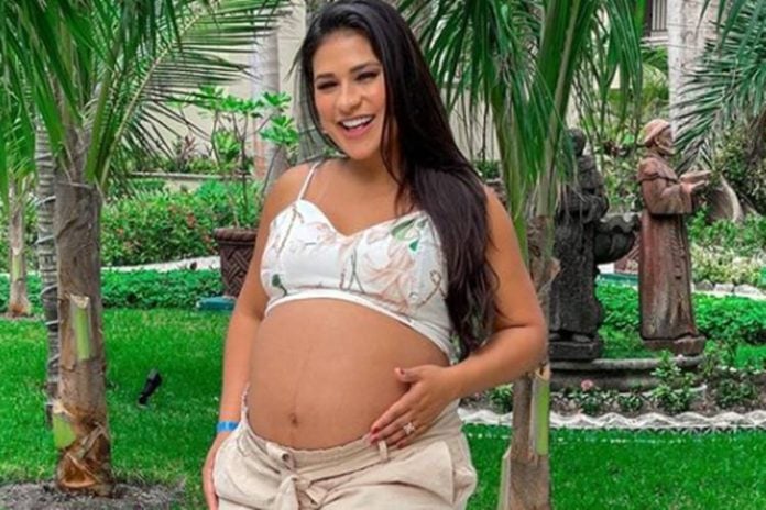 Grávida de 7 meses, Simone surpreende ao mostrar o tamanho do barrigão: ''O que eu faço com um bucho desse tamanho?'' - Foto: Reprodução/Instagram