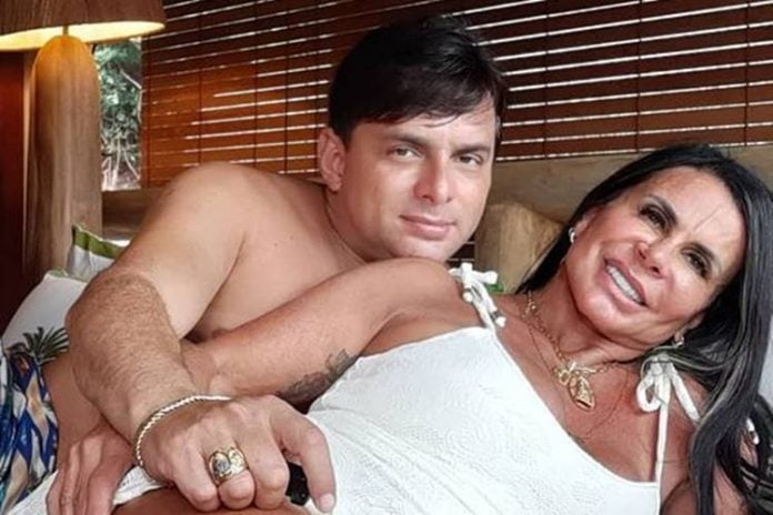 Gretchen surge em foto íntima com o marido e faz revelação picante: ''Fazemos gostoso'' - Foto: Reprodução/ Instagram