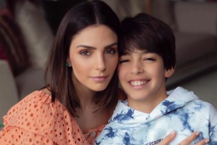 Carol Celico e filho Luca foto reprodução Instagram