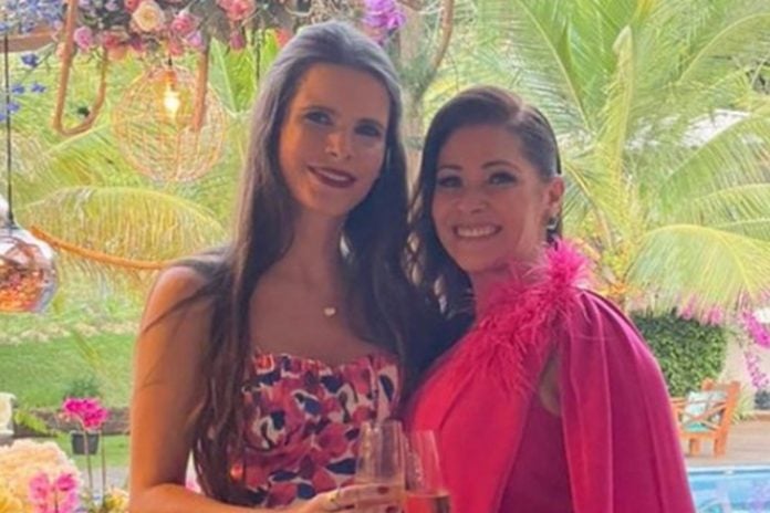 Flávia Camargo e ex de cantor Mariana foto reprodução Instagram