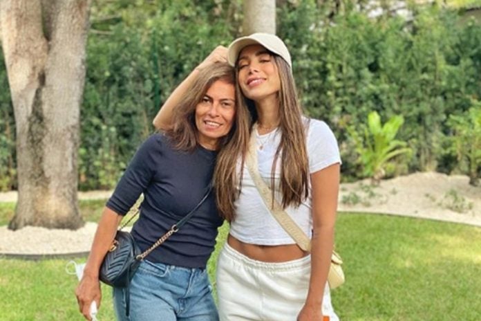 Anitta e Miriam Macedo reprodução instagram