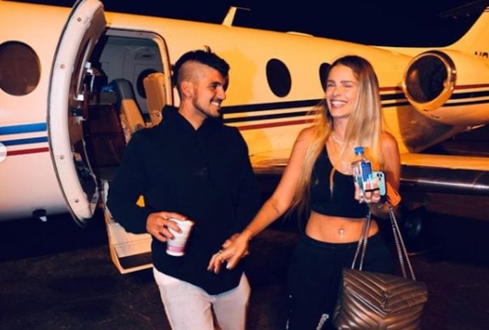 Gabriel Medina e Yasmin Brunet (Foto: Reprodução/Instagram)