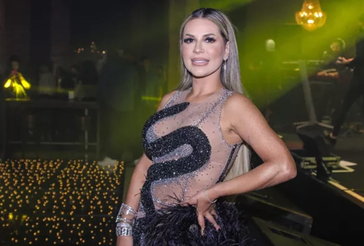 Ressaca da Doutora: Famosos marcam presença em festa de Deolane Bezerra -  khondrion.com