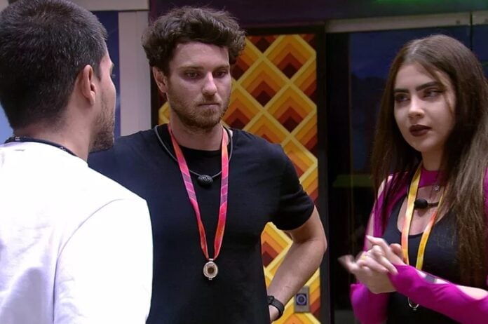 Jade Picon e Arthur Aguiar no BBB22