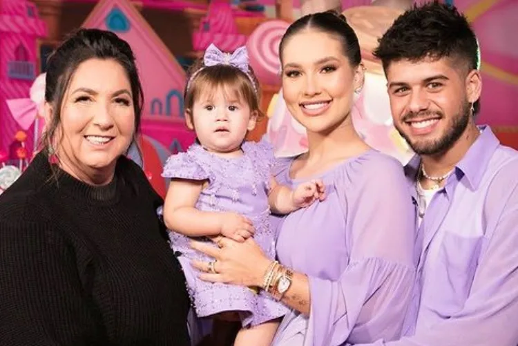 Virginia Fonseca e família (Foto: Reprodução Instagram)