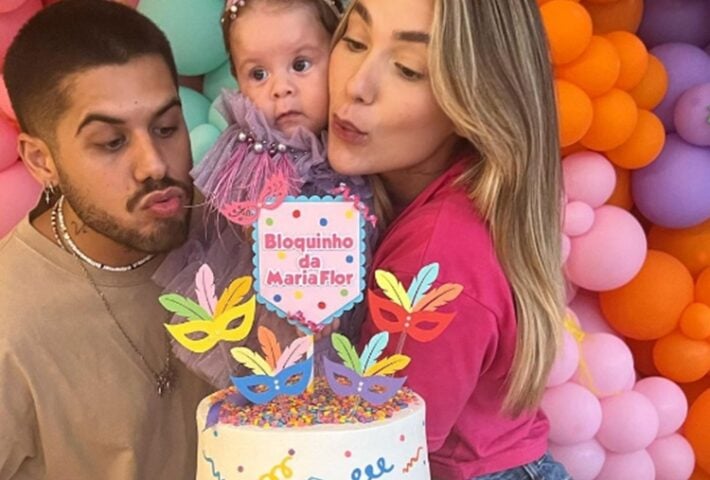 Zé Felipe e Virginia Fonseca com Maria Flor Instagram celebrando 4 meses da caçula