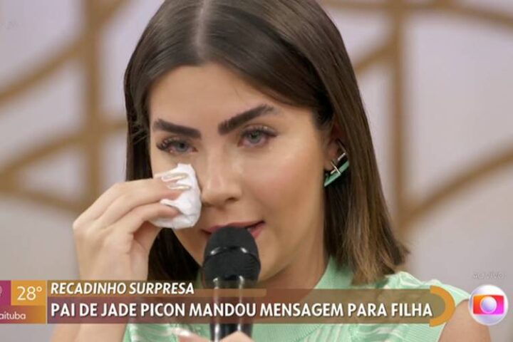 Jade Picon chora no Encontro - Foto: TV Globo