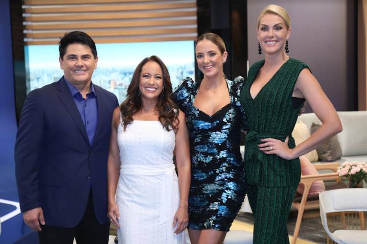 Cesar Filho, Ana Hickmann, Renata Alves e Ticiane Pinheiro no Hoje em Dia - Foto: Antônio Chahestian / Record TV