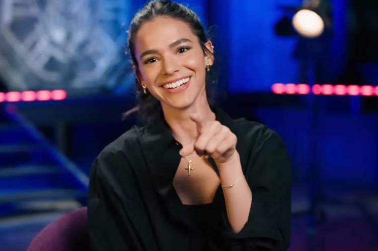 Crítica dos EUA sugere que Bruna Marquezine seja a nova Lara Croft