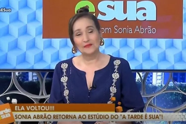 Sonia Abrão - A Tarde é Sua - Rede TV