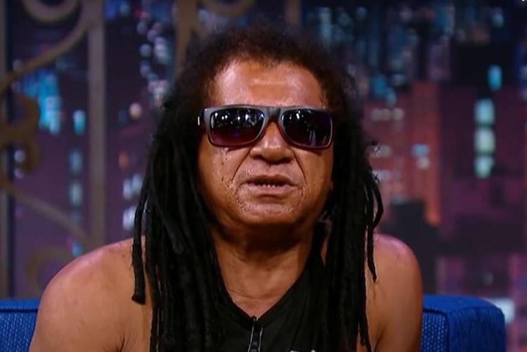 Morre Gil Brother Away - Foto: SBT
