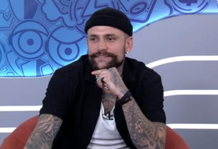 Bbb24 Vinícius Confessa Que Deixou Affair Aqui Fora Ao Entrar No Reality Área Vip