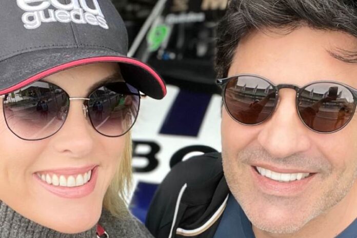 Ana Hickmann e Edu Guedes em um evento de carro (Reprodução: Instagram)