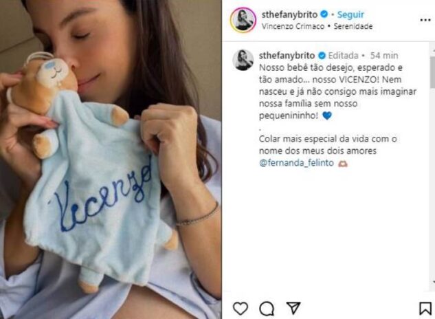 Sthefany revelando o nome (Reprodução: Instagram)