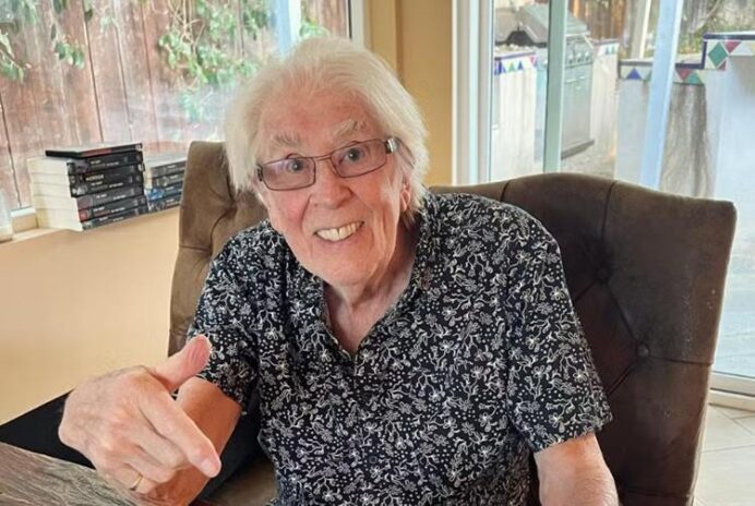 Morre John Mayall