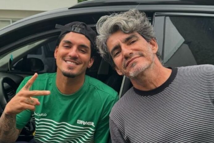 Gabriel Medina e Charlão