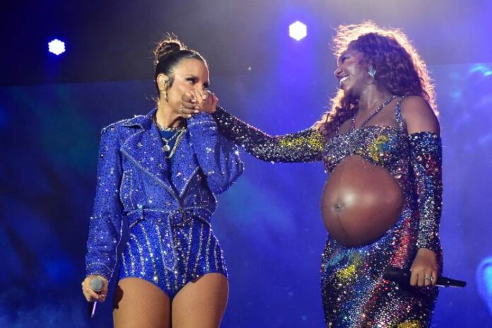 Ivete Sangalo e Iza no Rock In Rio (Fotos Natália Rampinelli/ Agnews)