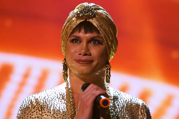 Silvero Pereira como Whitney Houston - Foto: TV Globo