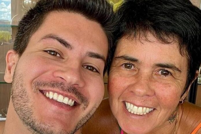 Arthur Aguiar com a mãe, Katia - Foto: Reprodução/Instagram