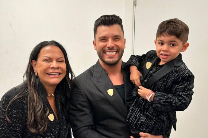 Dona Ruth, Murilo Huff e Leo (Reprodução: Instagram)