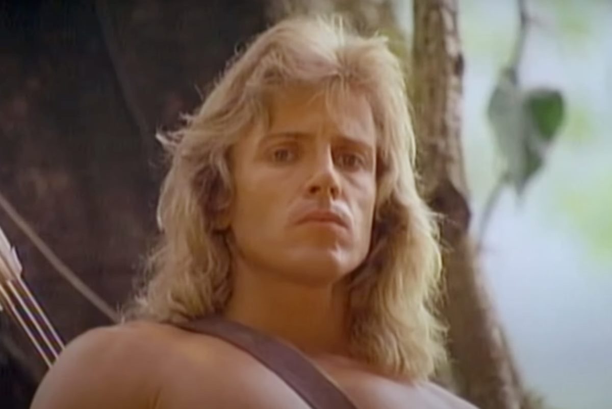 Ron Ely como Tarzan - Foto: Reprodução/NBC