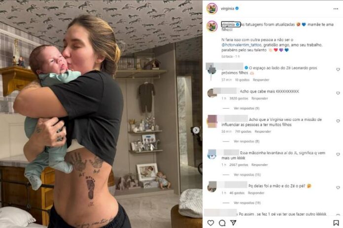 Virginia Fonseca com José Leonardo nos braços mostrando a tatuagem que fez em homenagem a ele (Reprodução: Instagram)