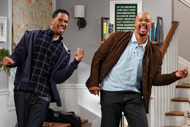 Damon Wayans ao lado do filho. (Foto: divulgação/CBS)