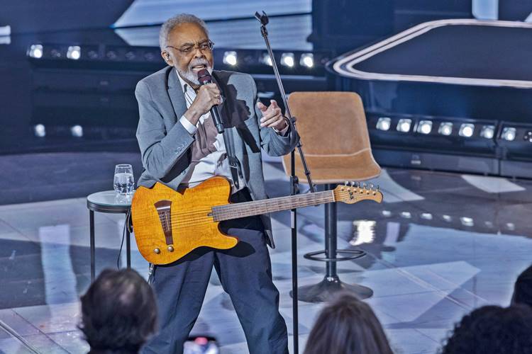 Gilberto Gil celebra mais de 60 anos de carreira em especial do ‘Caldeirão com Mion’