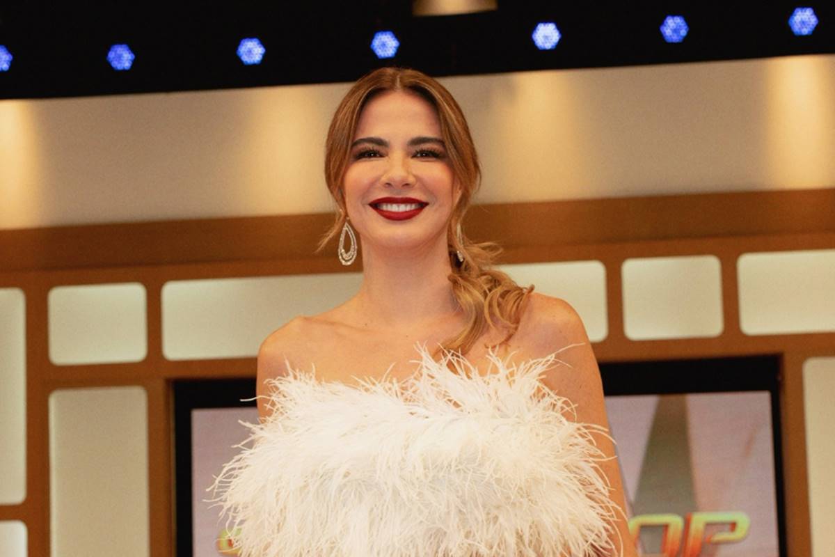 Luciana Gimenez comanda o SuperPop na RedeTV! há 25 anos - Foto: Divulgação / RedeTV!