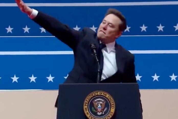 Elon Musk em comício de Trump. (Foto: reprodução/X)