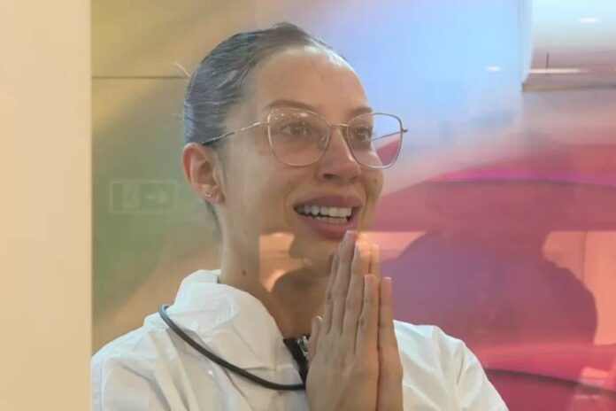 Renata na Vitrine do Seu Fifi no BBB25 (Reprodução/Globoplay)