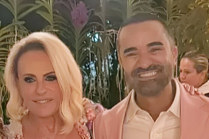 Ana Maria Braga e Fábio Arruda durante o casamento (Reprodução: Instagram)