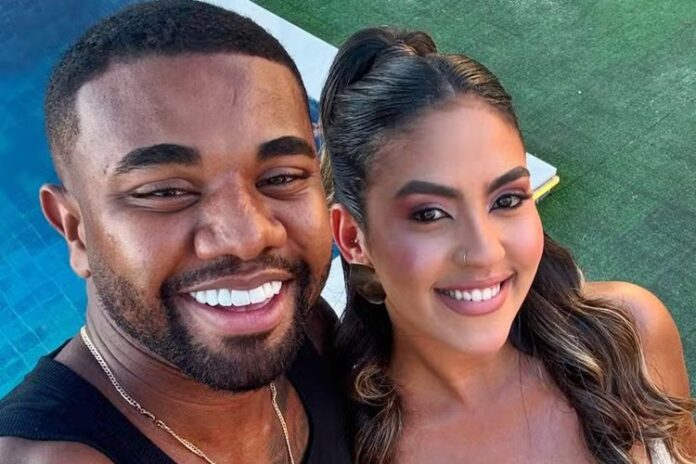 Davi Brito e Adriana Paula